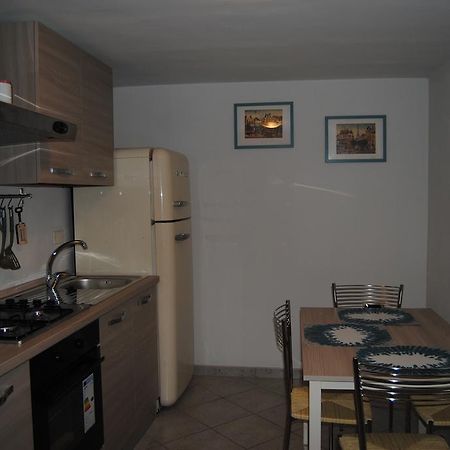 Apartamento Il Susino Tirrenia Exterior foto