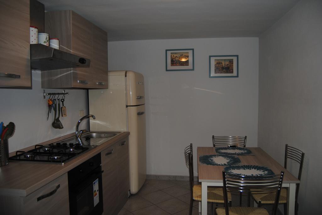 Apartamento Il Susino Tirrenia Exterior foto